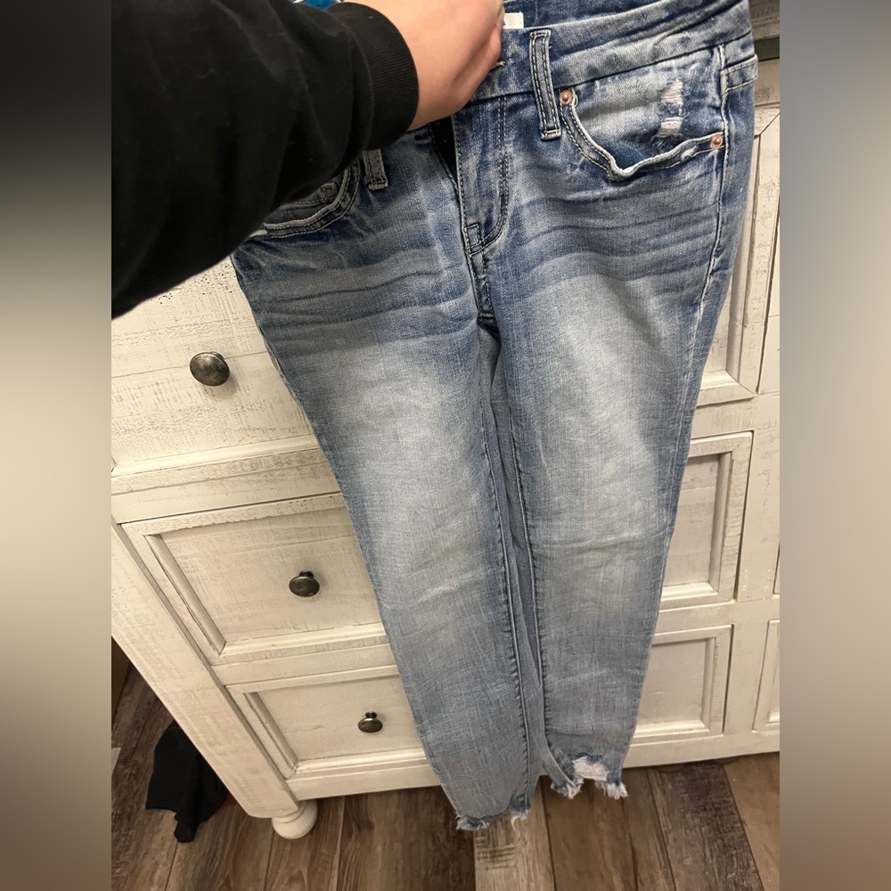 Buckle jeans
